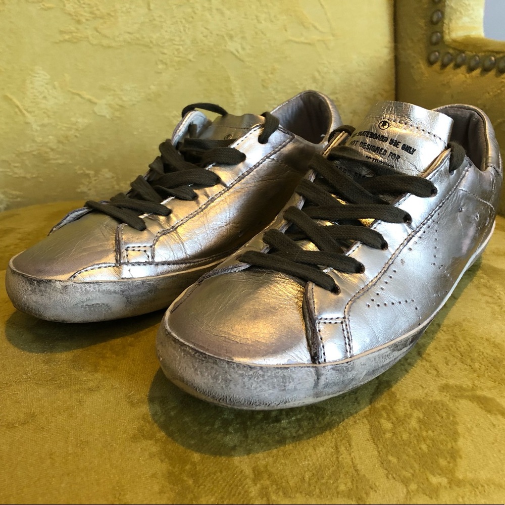 GOLDEN GOOSE sneakers